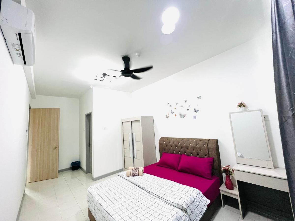 Ureshii Homestay Ladang Tanjung Kuala Terengganu With Pool Zewnętrze zdjęcie